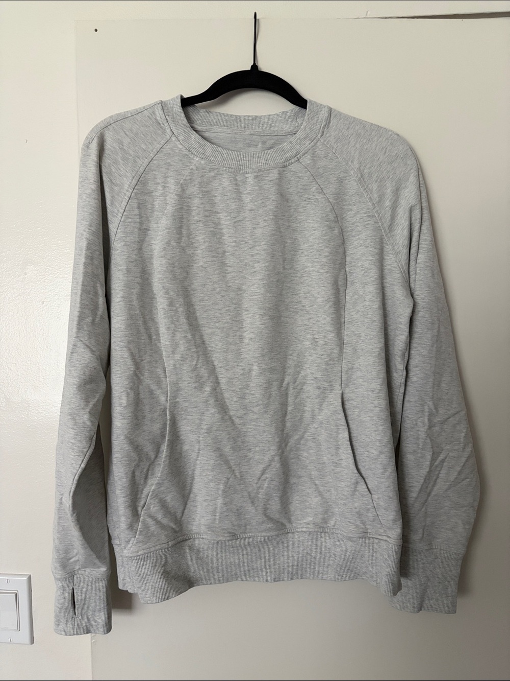 Women’s Lululemon crew neck long sleeve